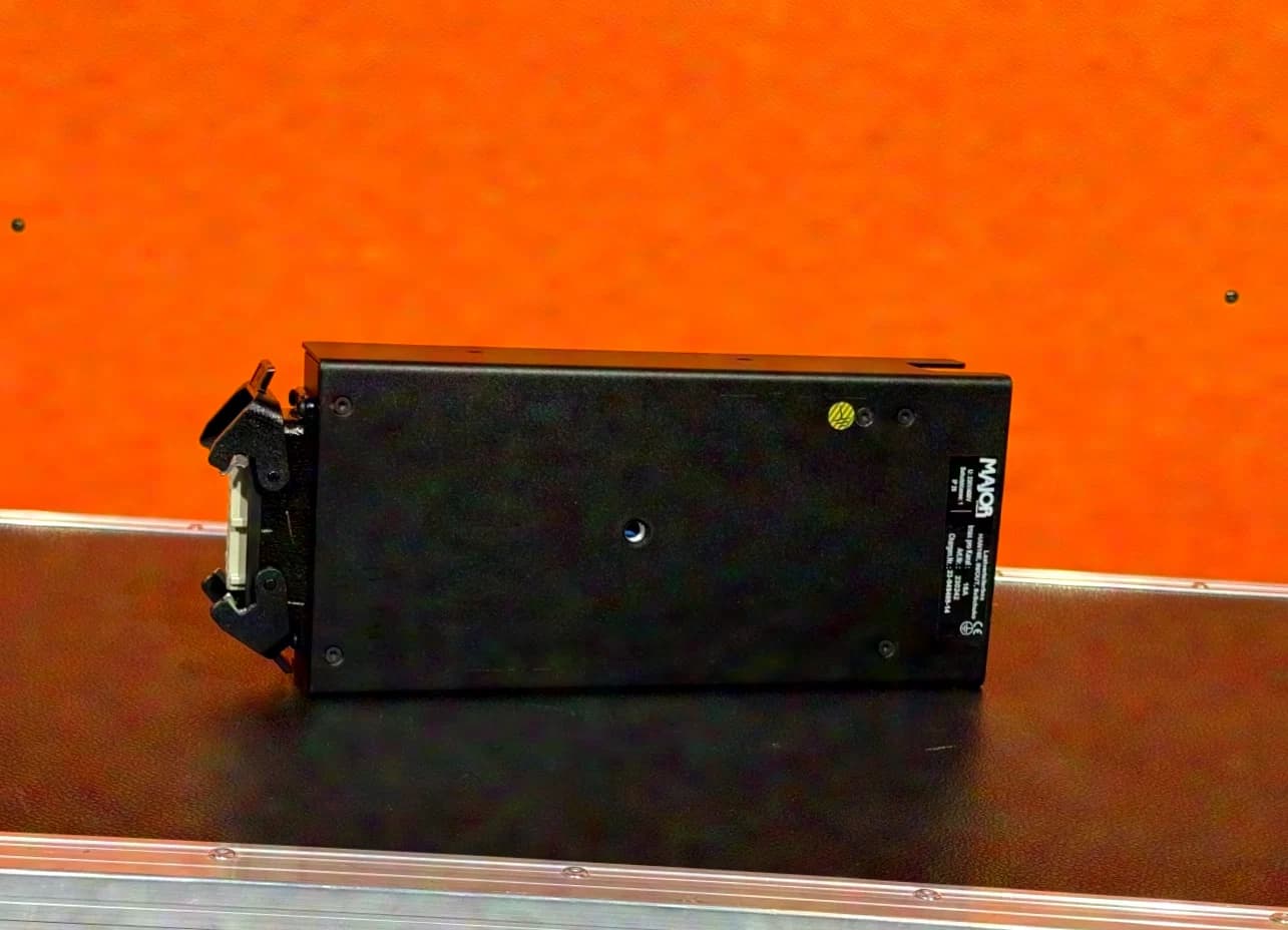 MAJOR power distribution box HAN16E, In/Out, 8x Schuko | Pug-Box