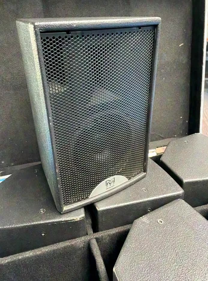 MARTIN AUDIO BLACKLINE F8 SPEAKER