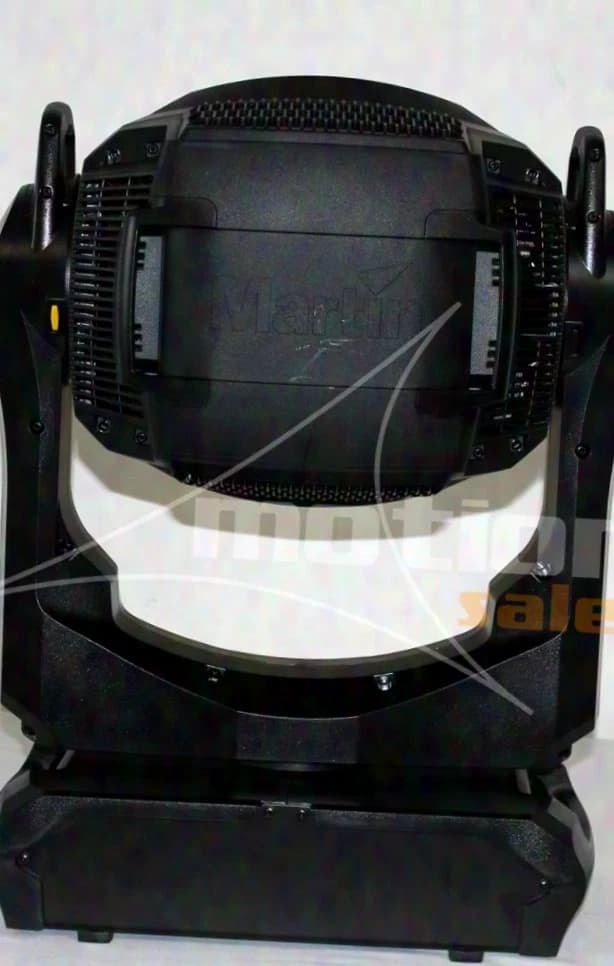 MARTIN MAC Ultra Performance (1- and 2-unit set in case)
