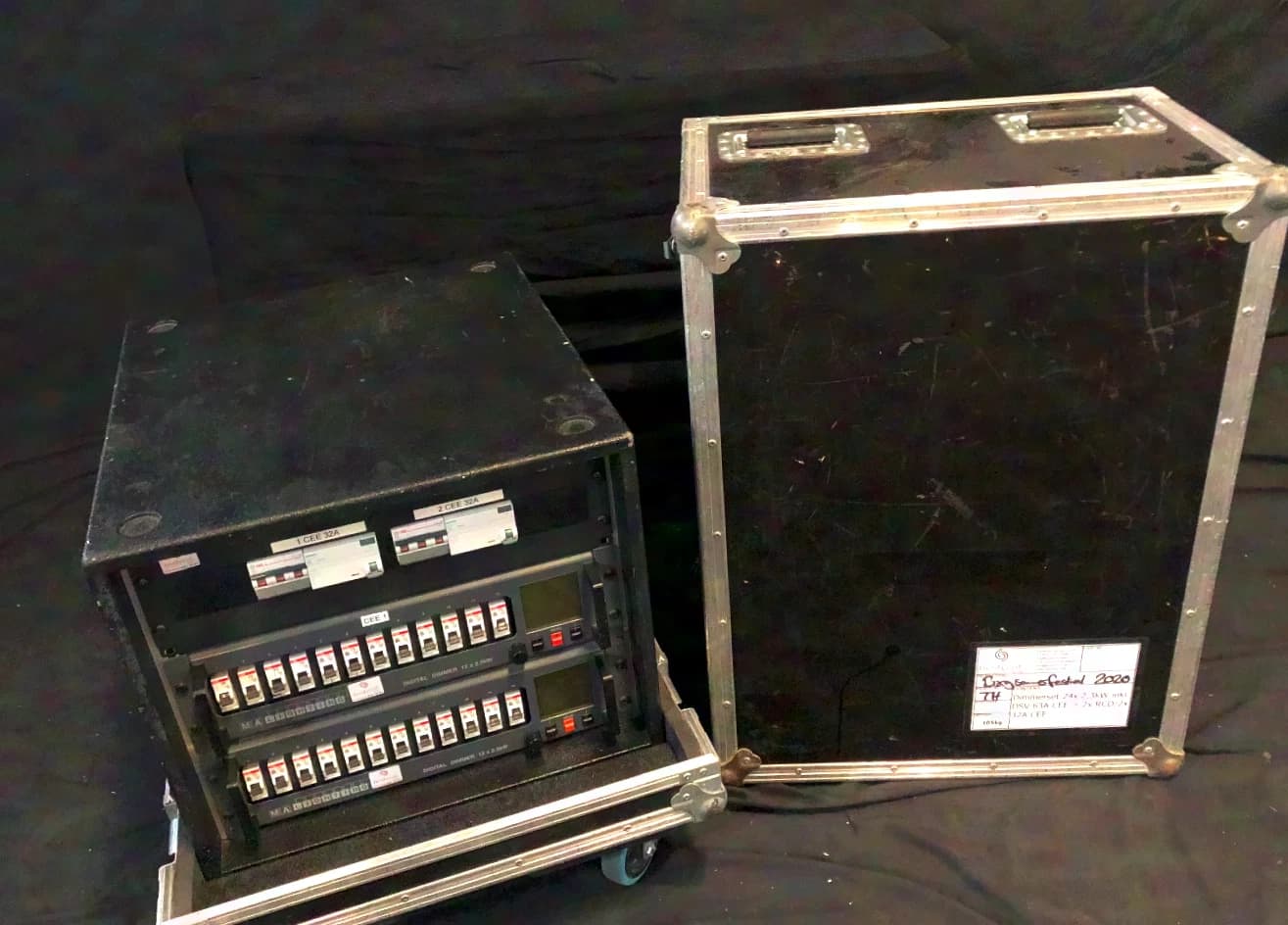 MA LIGHTING Dimmer Rack 24x 2,3kW incl. power distribution