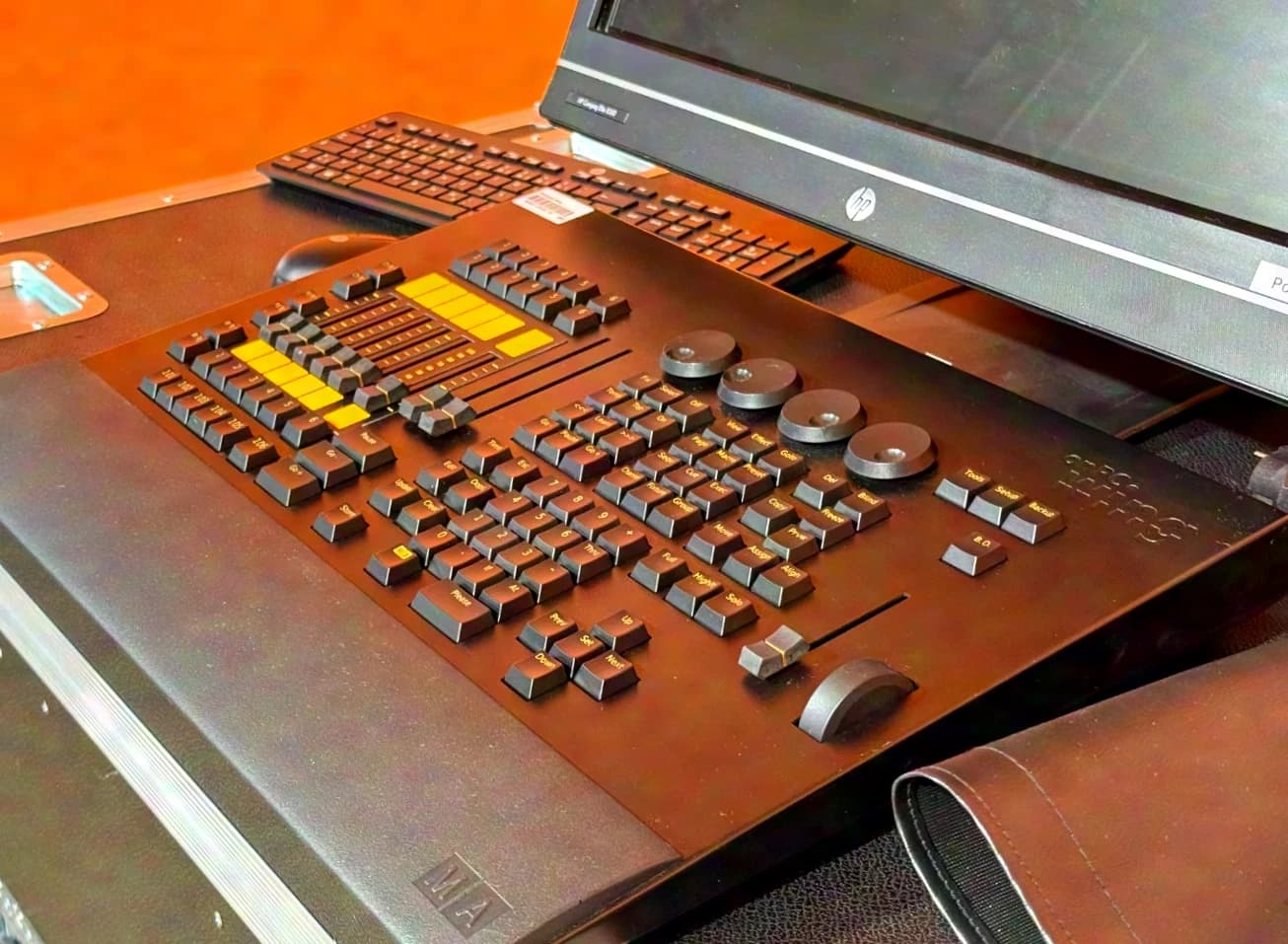 MA LIGHTING grandMA2 onPC command Wing Tour Pack incl. HP Compaq Elite 8300