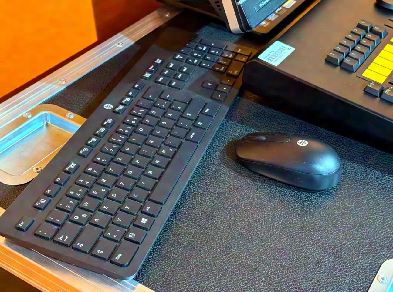 MA LIGHTING grandMA2 onPC command Wing Tour Pack incl. HP Compaq Elite 8300