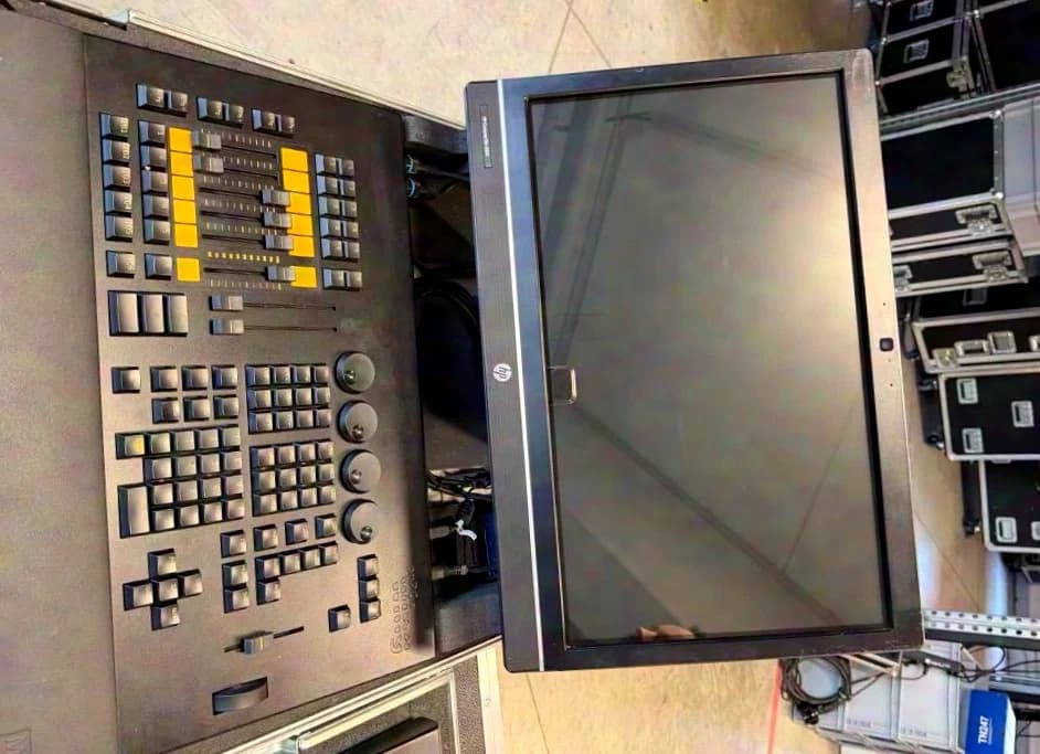 MA Lighting MA Lighting Grandma 2 OnPC ++ CommandWing ++ Faderwing ++ Node ++ MA Lighting Grandma2 OnPC Bundle