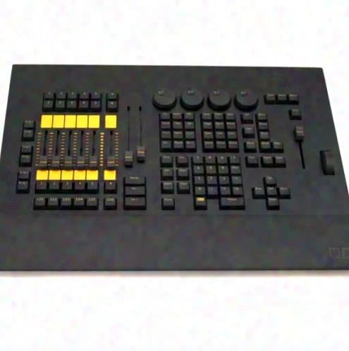 MA Lighting | onPC Command Wing