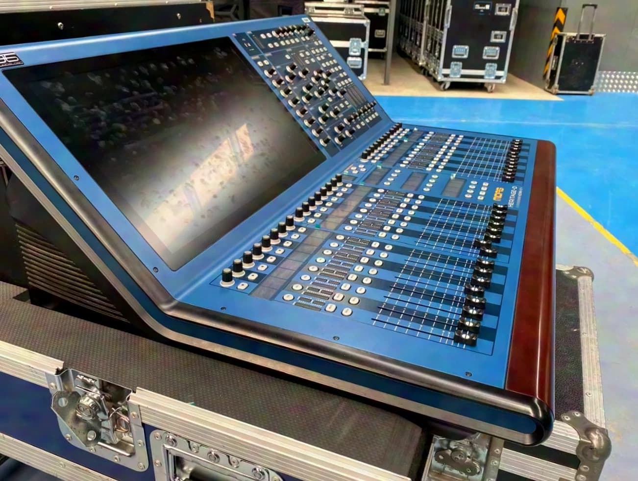 MIDAS HERITAGE HD96 + STAGEBOX DL251