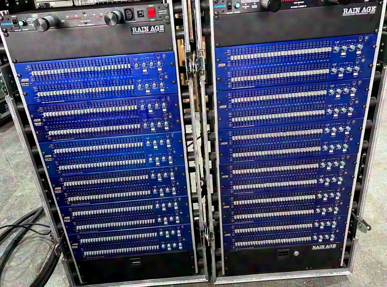 MIDAS Heritage H3000 44+4 FOH / MON Console