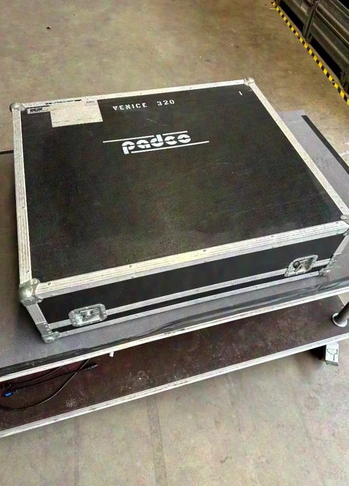 MIDAS Venice 320 with Case