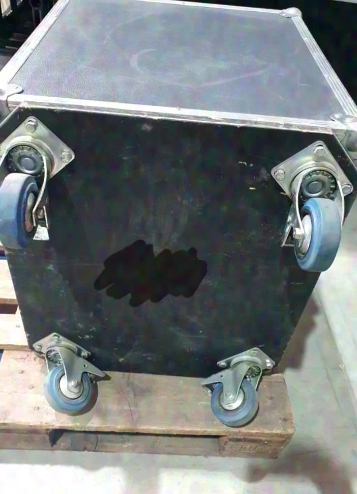 ML Case with wheels, grey, approx. 63 x 55 x 74 cm, 2 removable lids on the sides, 4 butterfly latches "always specify the following no.: 257*"