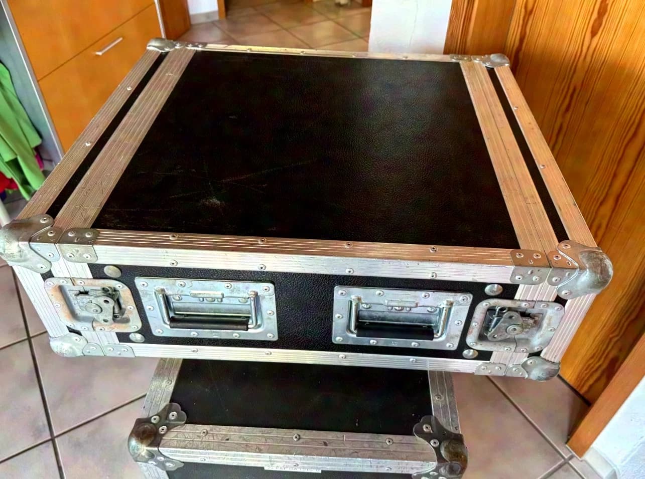 ML Cases 4HE Rack with Shock Mount 9mm 60cm installation depth