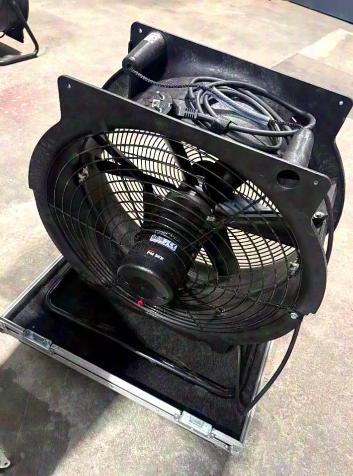 MagicFX Stage Fan XL Incl. Amptown Case