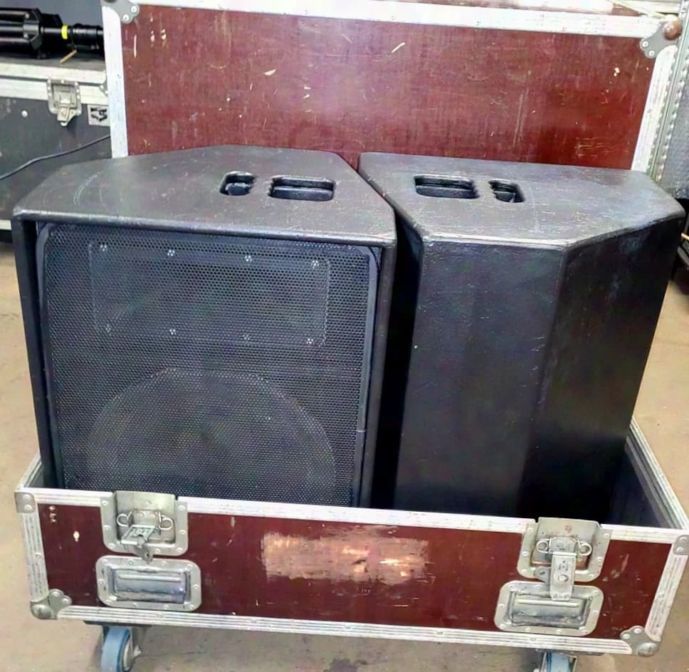 Martin Audio LE400 Monitor Set