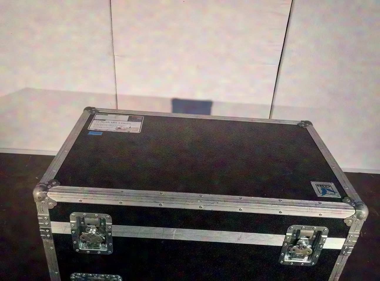Martin Rush MH3 Beam – Set of 2 in Amptown Flightcase