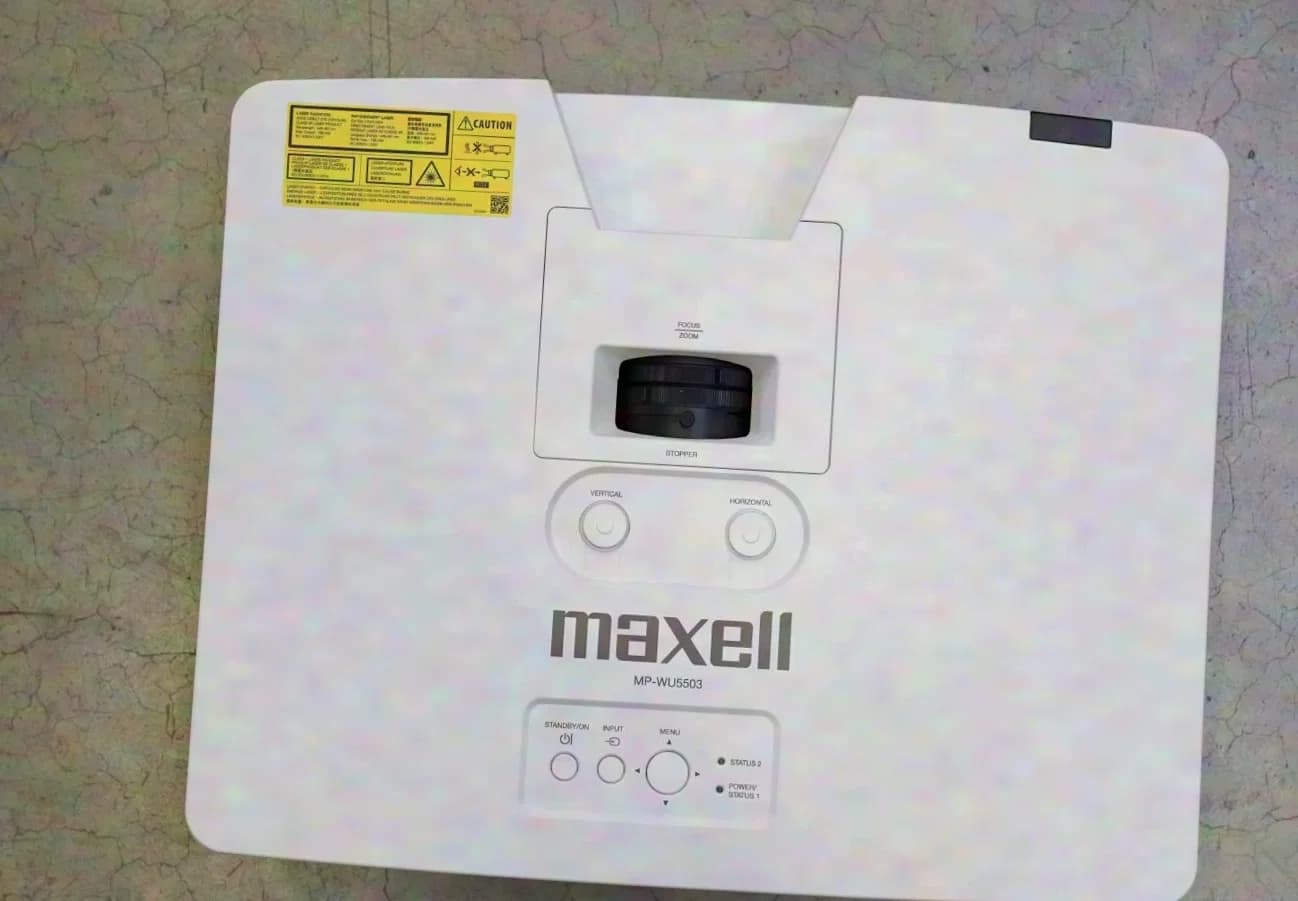 Maxell MP-WU5503 Laser Projector, 5000lm, 1920x1200, white, SPECIAL ITEM, SHIPPING RETURN, LIKE NEW