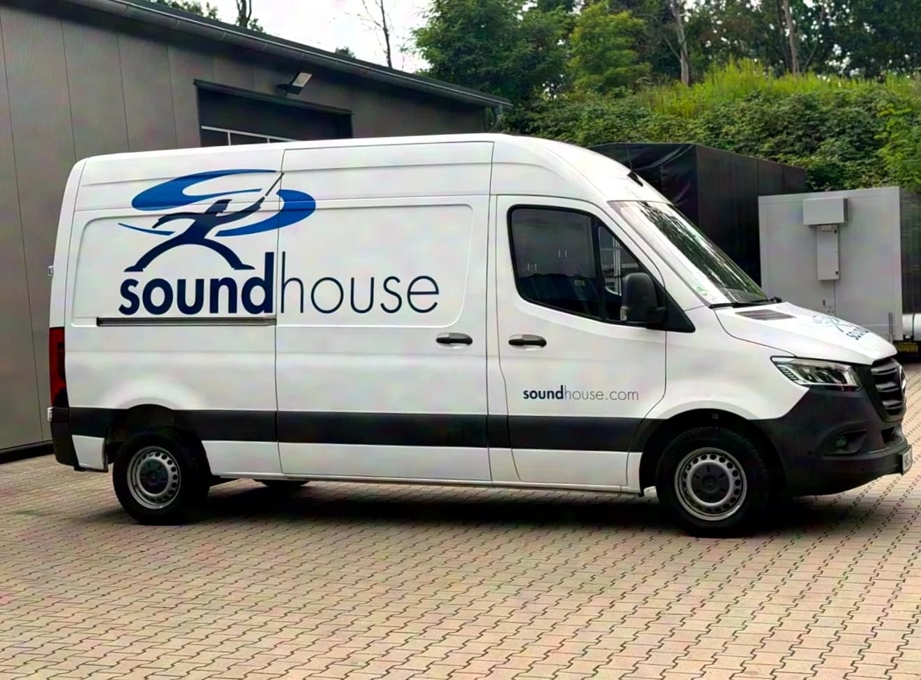 Mercedes-Benz Sprinter 316 CDI Panel van, high roof, long, automatic