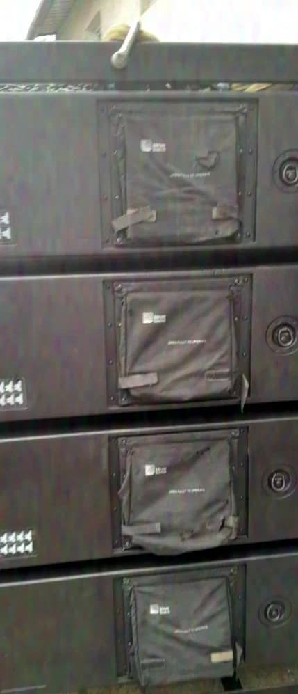 Meyer Sound MILO High-Power Curvilinear Array Loudspeaker SET 20pcs