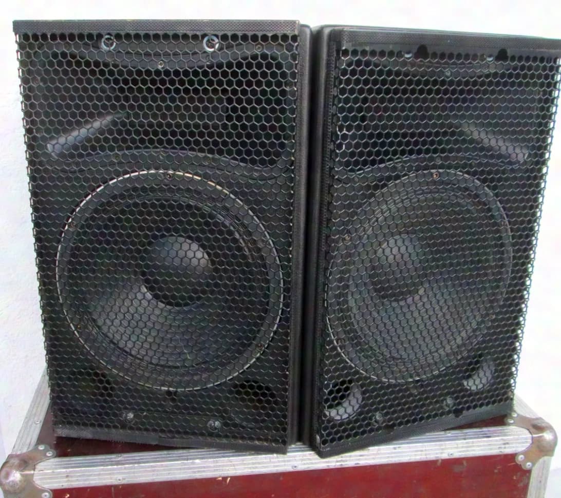 Meyer Sound UPA-1A + M1 Contr-Amping