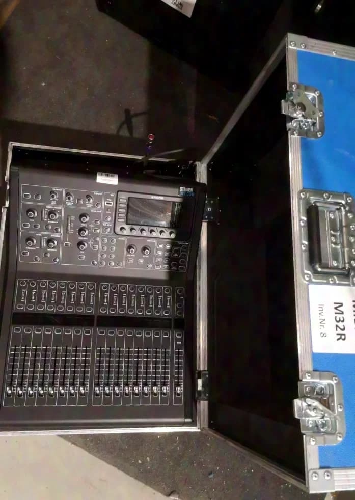 Midas m32R Digital Mixer