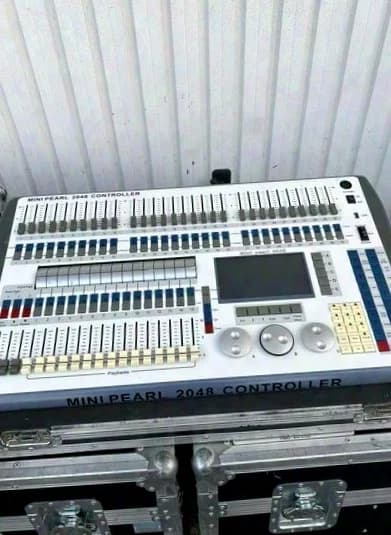 Mini pearl 2048 DMX Stage live