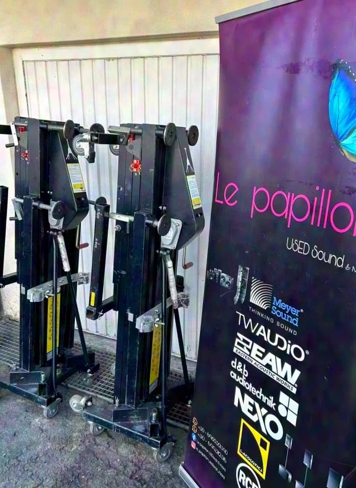 Mobiltech Lifts ML3-5626 Tower Lift