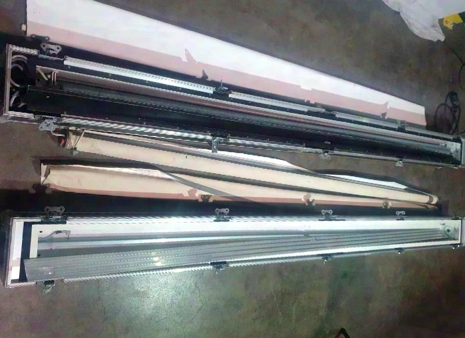 Defective Motorized Projection Screen