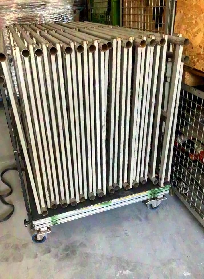 Mott stage railing 2m