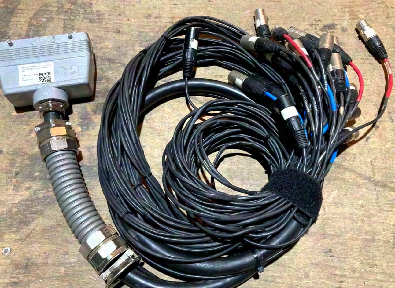 Multicore Fanout 28/4 Harting 64-P