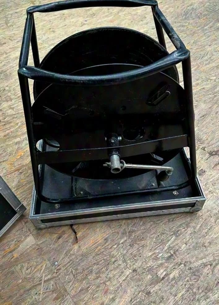 Steel Multicore Reel in Hooded Case