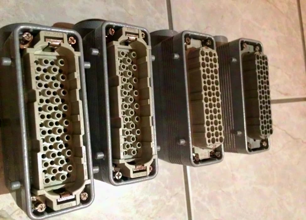 64-pin Multipin Connector Harting
