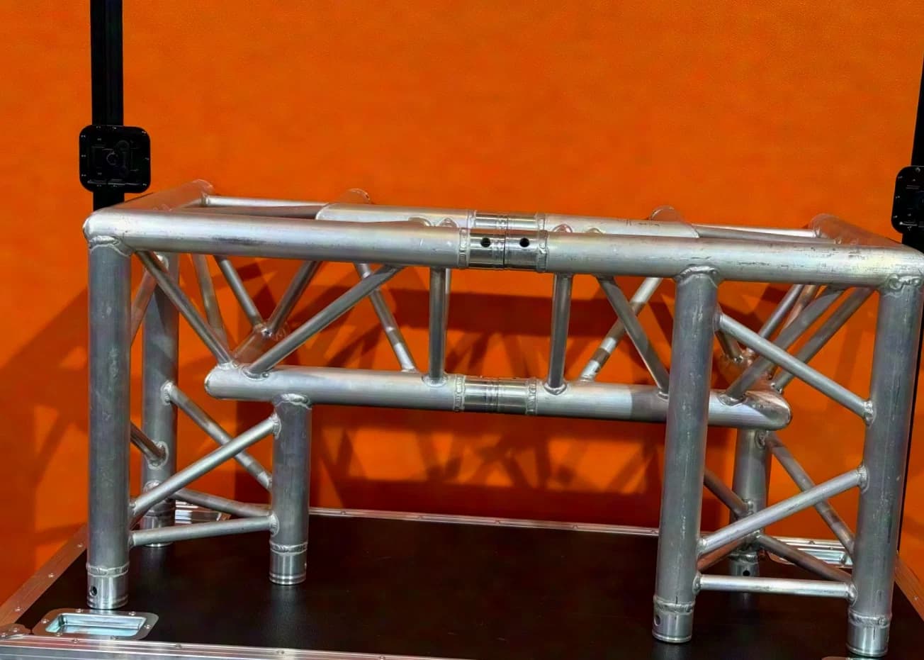 NAXPRO TRUSS FD33 C33 90° 3-Way Corner | 0,5m | Silver