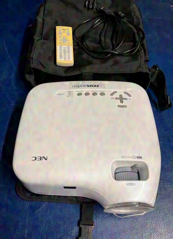 NEC LT380 | without accessories