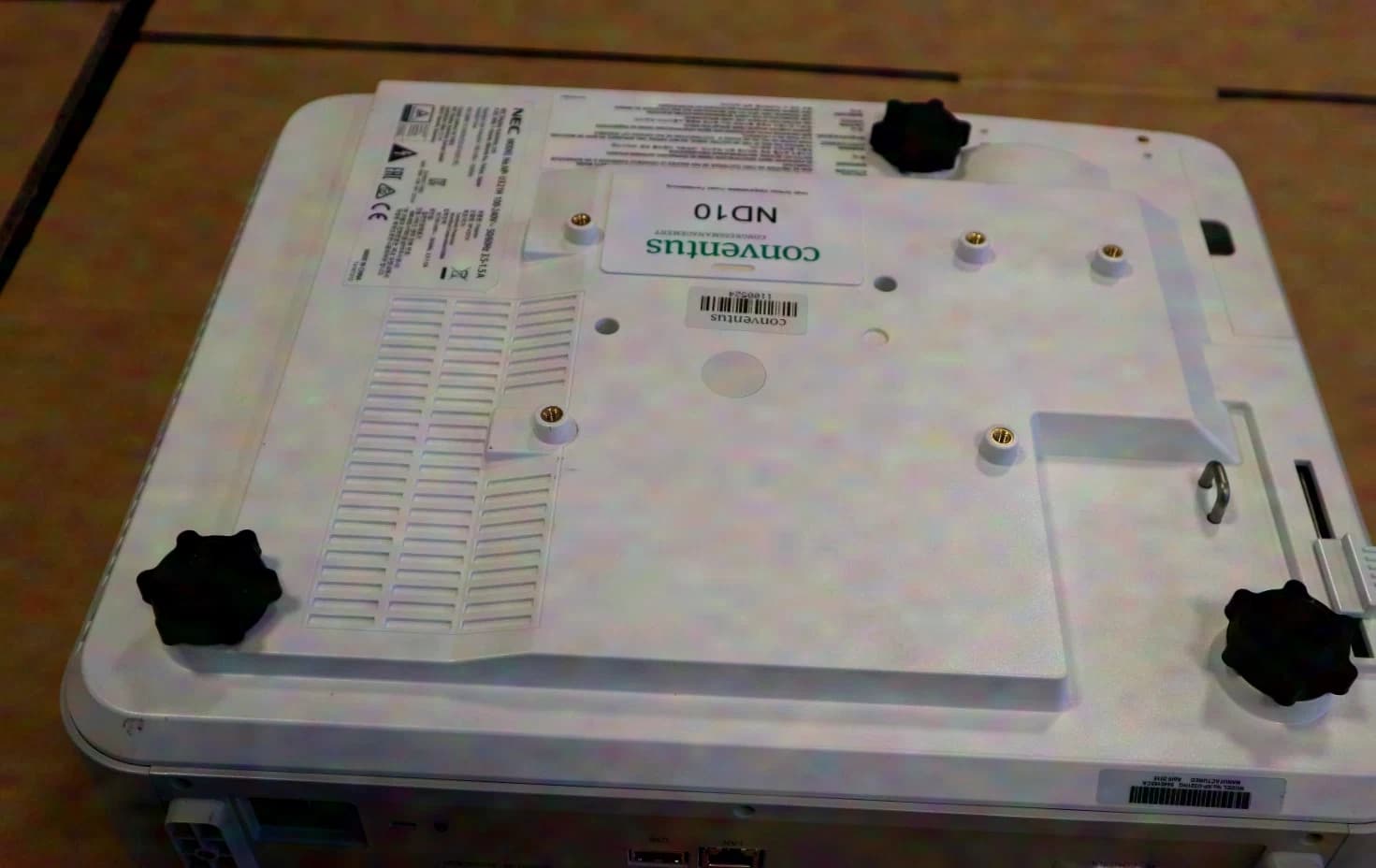 NEC NP-U321H Ultra-Short-Throw Projector (Full HD) in Auer Transport Case with Height Adjustment