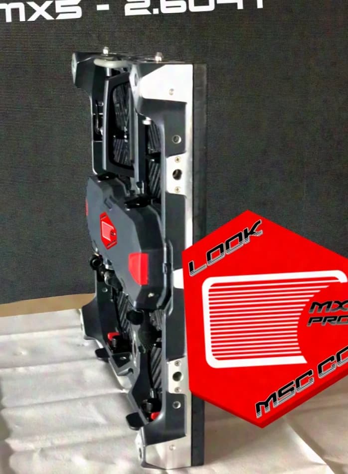 NEW at MSC CON MX5Pro 2.604 / Indoor RENTAL SCREEN (Model XS)