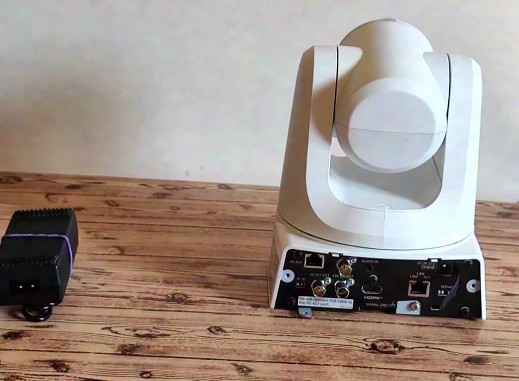PANASONIC AW UE100 4K HDMI 12GSDI 3GSDI Pan Tilt Zoom LIVE STREAMING IP Camera