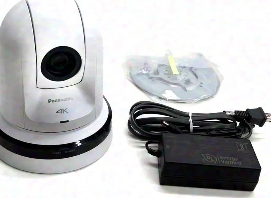 PANASONIC AW UE70 FULLHD 4K HDMI PTZ STREAMING WEBTV Camera + AW RP50 Control Panel