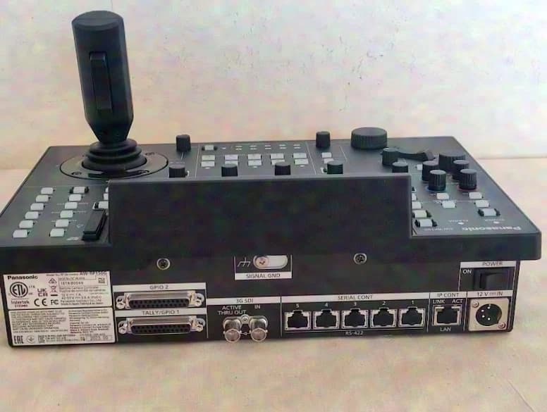PANASONIC AW UE80 FULLHD 4K HDMI PTZ Live STREAMING IPTV Camera + RP150 Control Panel