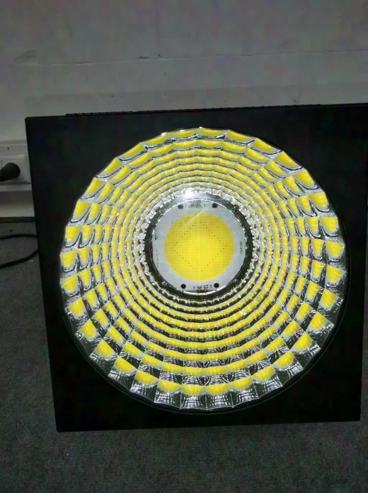 PR Lighting LED 8700D 500W FLOOD 76* PR8700D