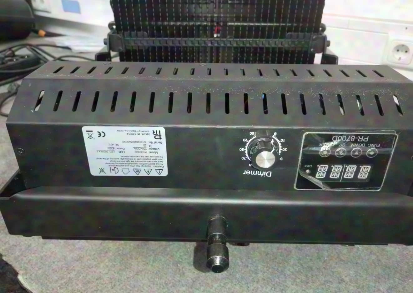 PR Lighting LED 8700D 500W FLOOD 76* PR8700D