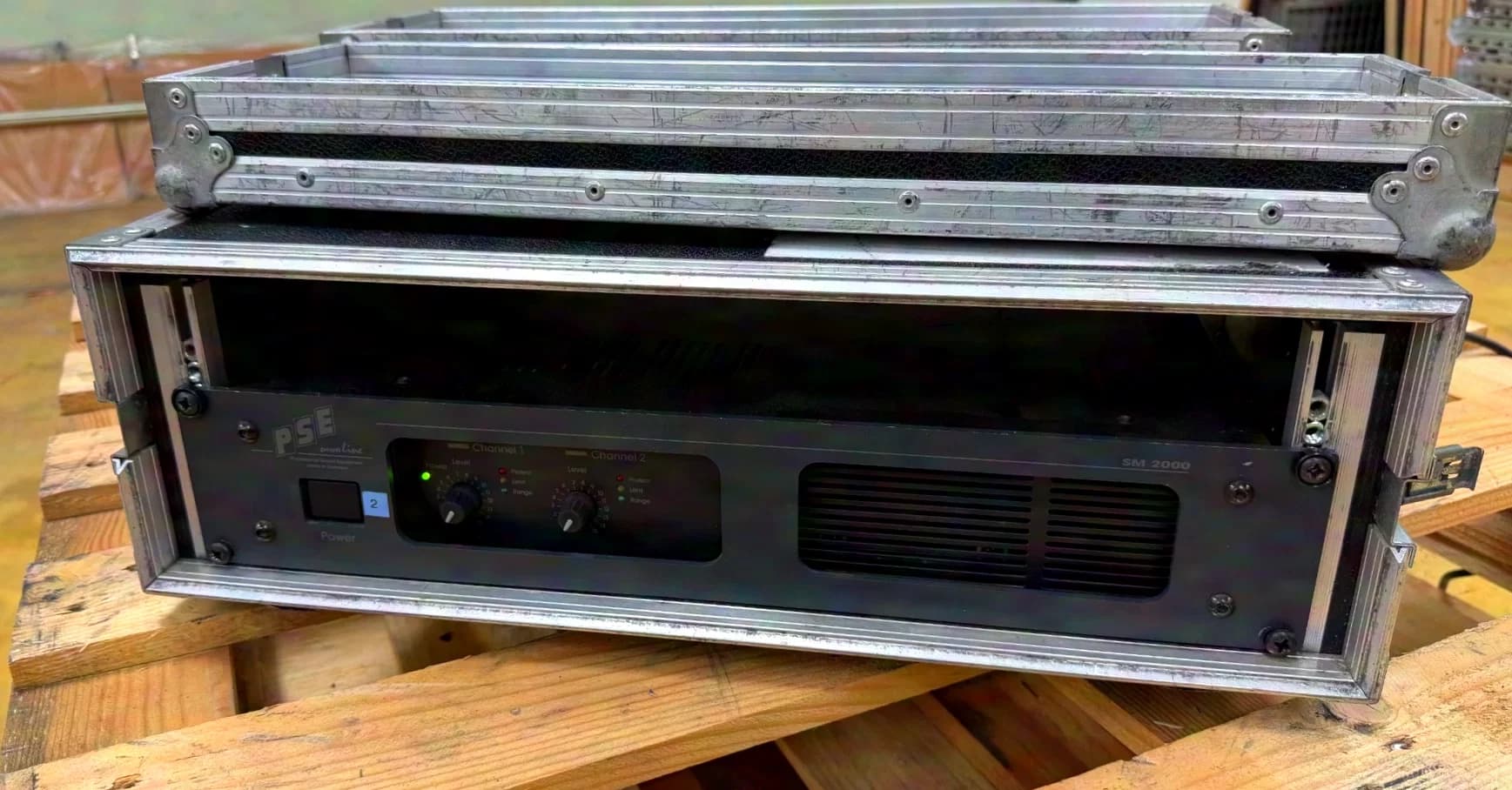 PSE amplifier SM2000 in SCS Case 3HE