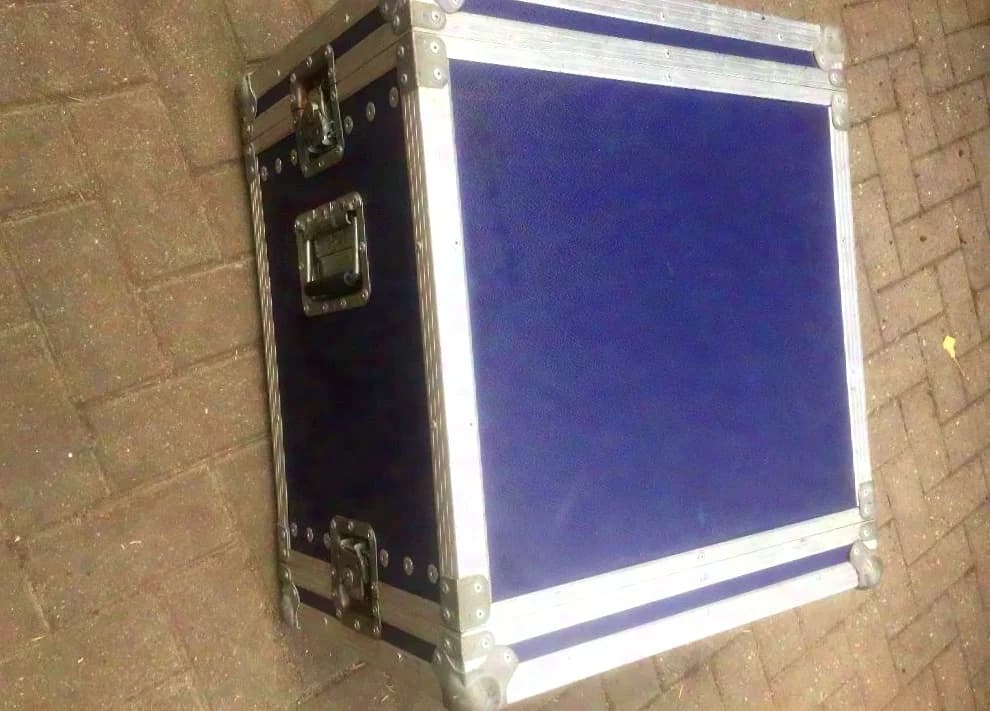 Palmer PSB 24-3 Active Audio Splitter