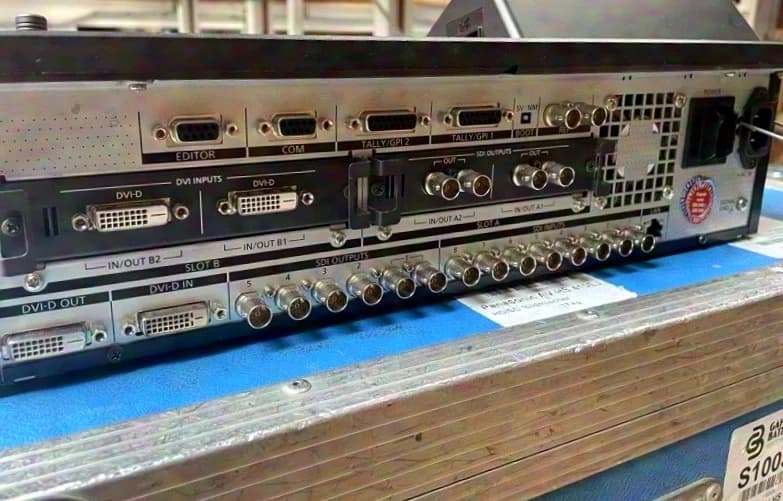 Panasonic AV-HS 410EJ HD/SD video mixer