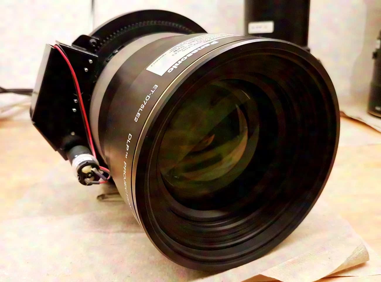 Panasonic ET-D75LE2 Medium-Throw Lens for 3-Chip DLP Projectors
