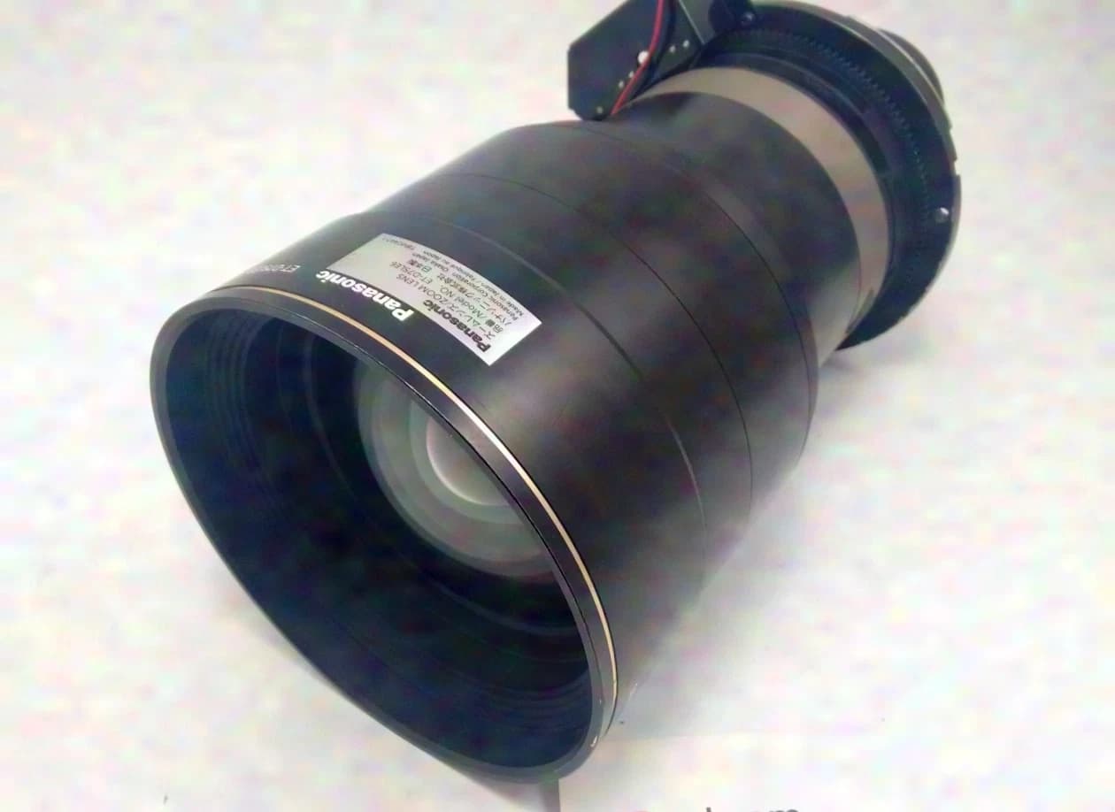 Panasonic ET-D75LE6 (0.90-1.10:1)