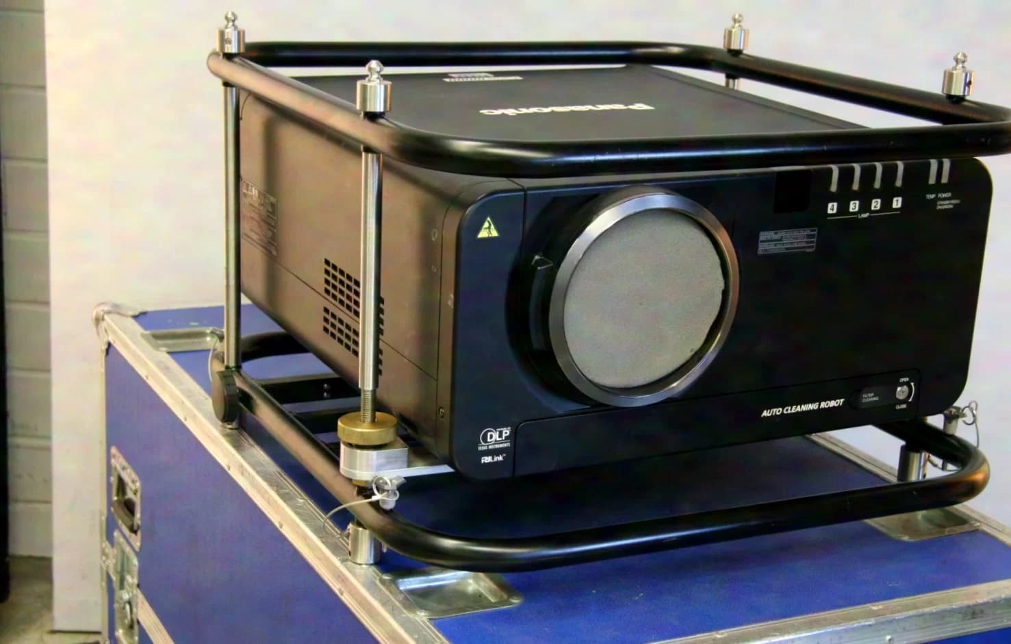 Panasonic PT-DW10000E DLP Projector