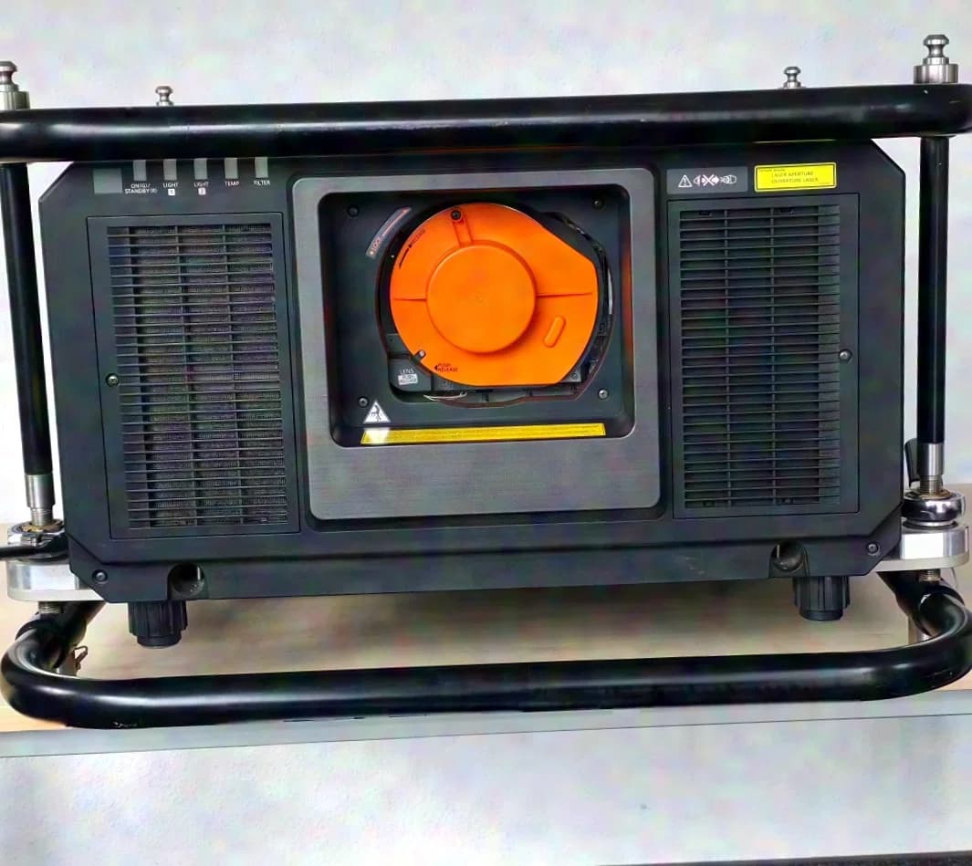 Panasonic PT-RZ31K