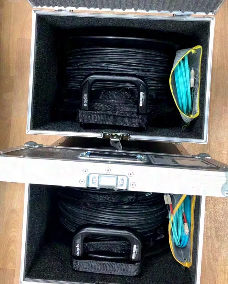 Patch cable mobile fiber optic cable reel 4x SC 100 meters OM3 complete
