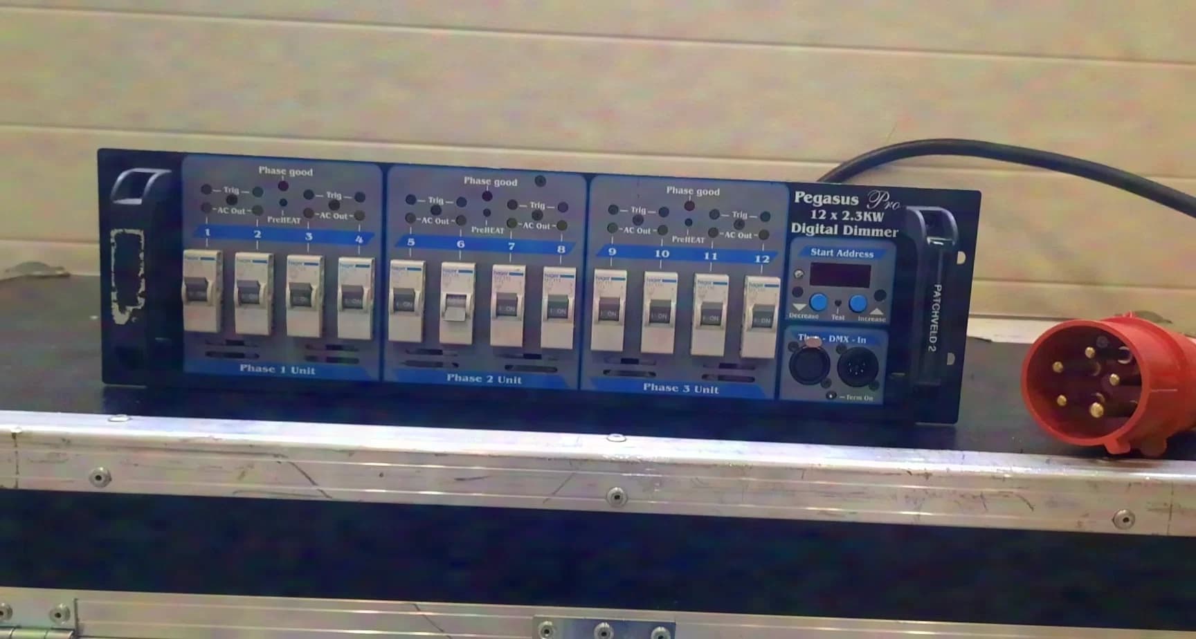 Pegasus Pro 12x2,3 KW Digital Dimmer
