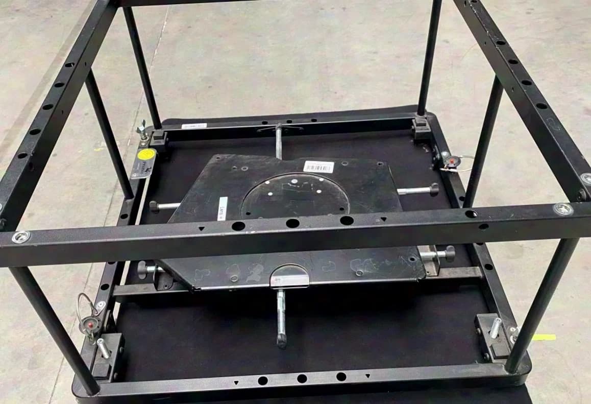 Pegasus / Publitek 4.0 flight frame / stack frame for projectors incl. plate for Panasonic EZ770