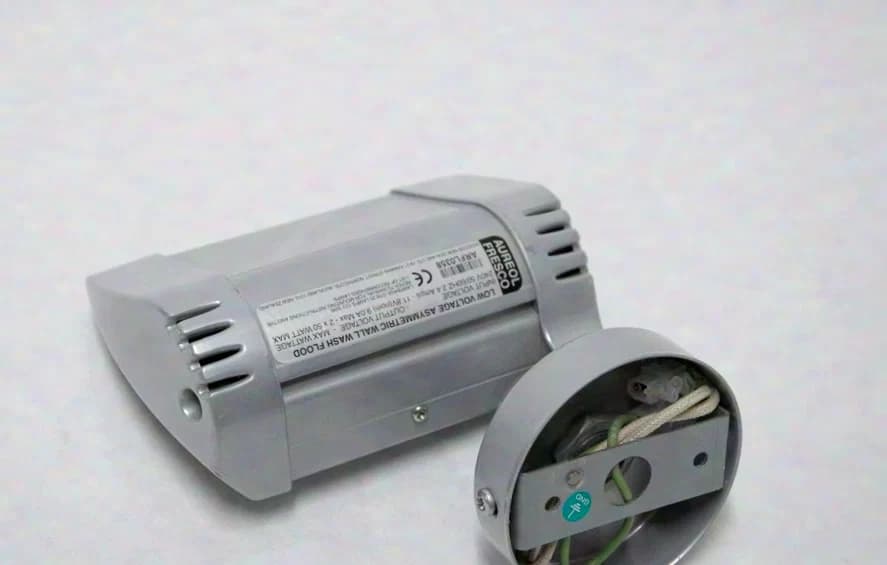 Philips Selecon | Aureol Fresco Flood | Wall Washer