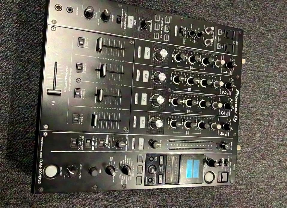 Pioneer DJM900NXS2 - DJ Mixer - incl. Flightcase