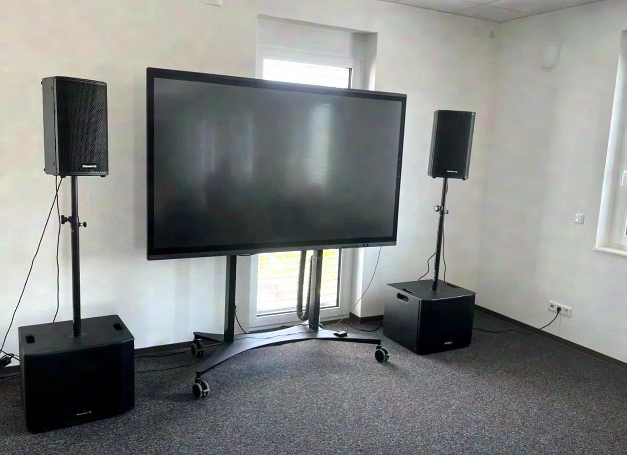 Pioneer DJ 4,000 Watt RMS DJ Set consisting of 2x XPRS102, 2x XPRS1152S and 2x K&M distance pole »Ring Lock« 21367